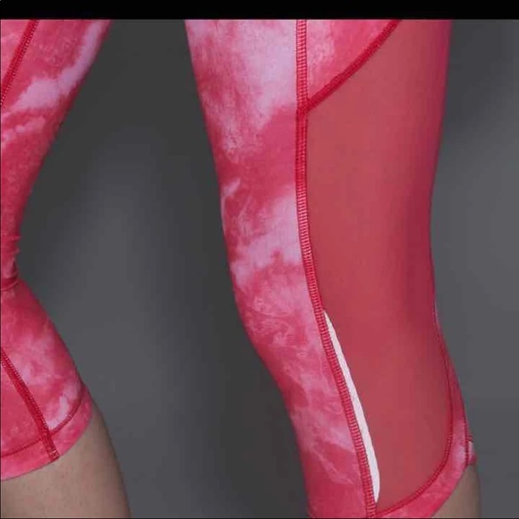 Lululemon mesh crops - Picture 4 of 4